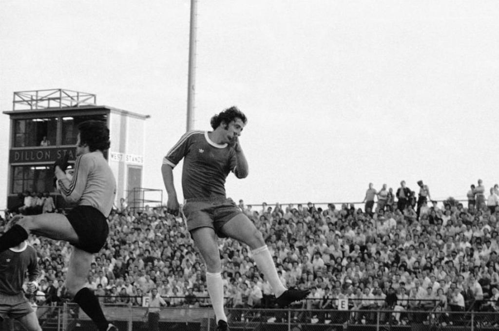 Dillon Stadium, 1975: Giorgio Chinaglia and Hartford Bicentennials vs. Poland national team