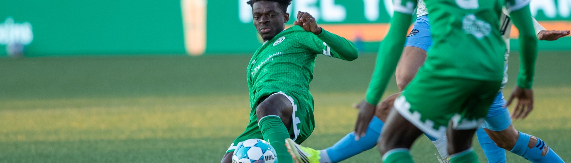 Beverly Makangila slides towards a loose ball against El Paso Locomotive FC
